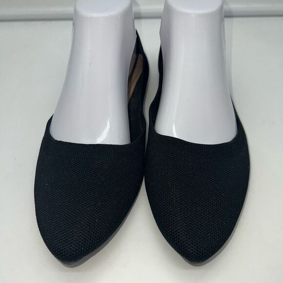 Knit Oval Toe Flats in Black - Picture 1 of 10